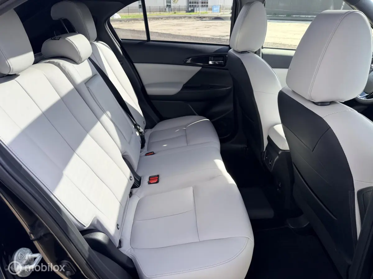 2.4 PHEV Instyle|offwhite leder|carplay