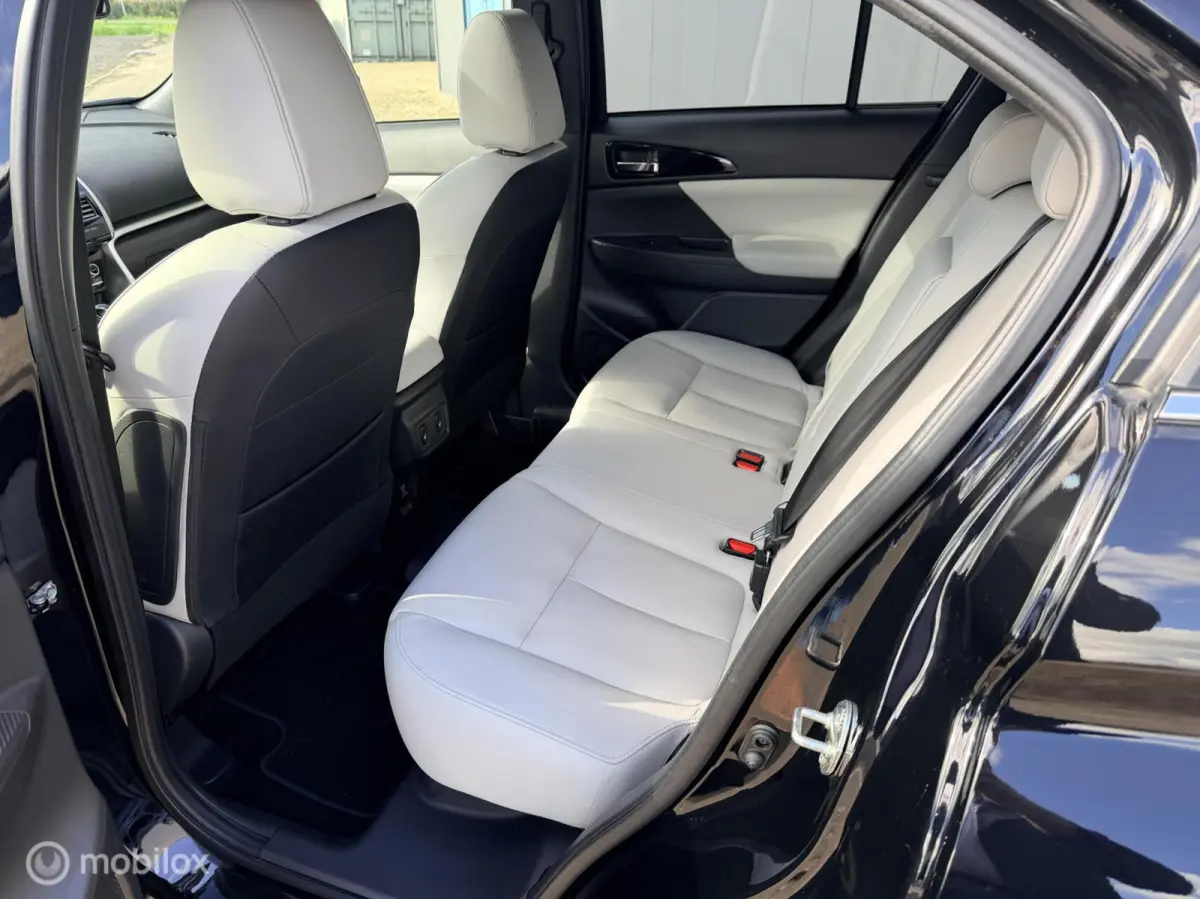 2.4 PHEV Instyle|offwhite leder|carplay