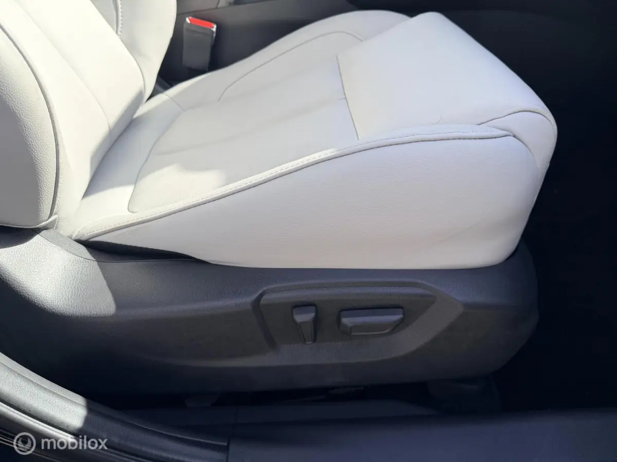 2.4 PHEV Instyle|offwhite leder|carplay