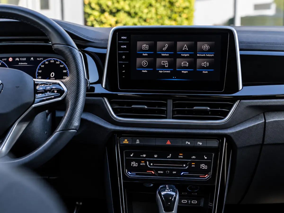 1.5 TSI R-Line|PANO|ACC|18''|STOELVW|APP