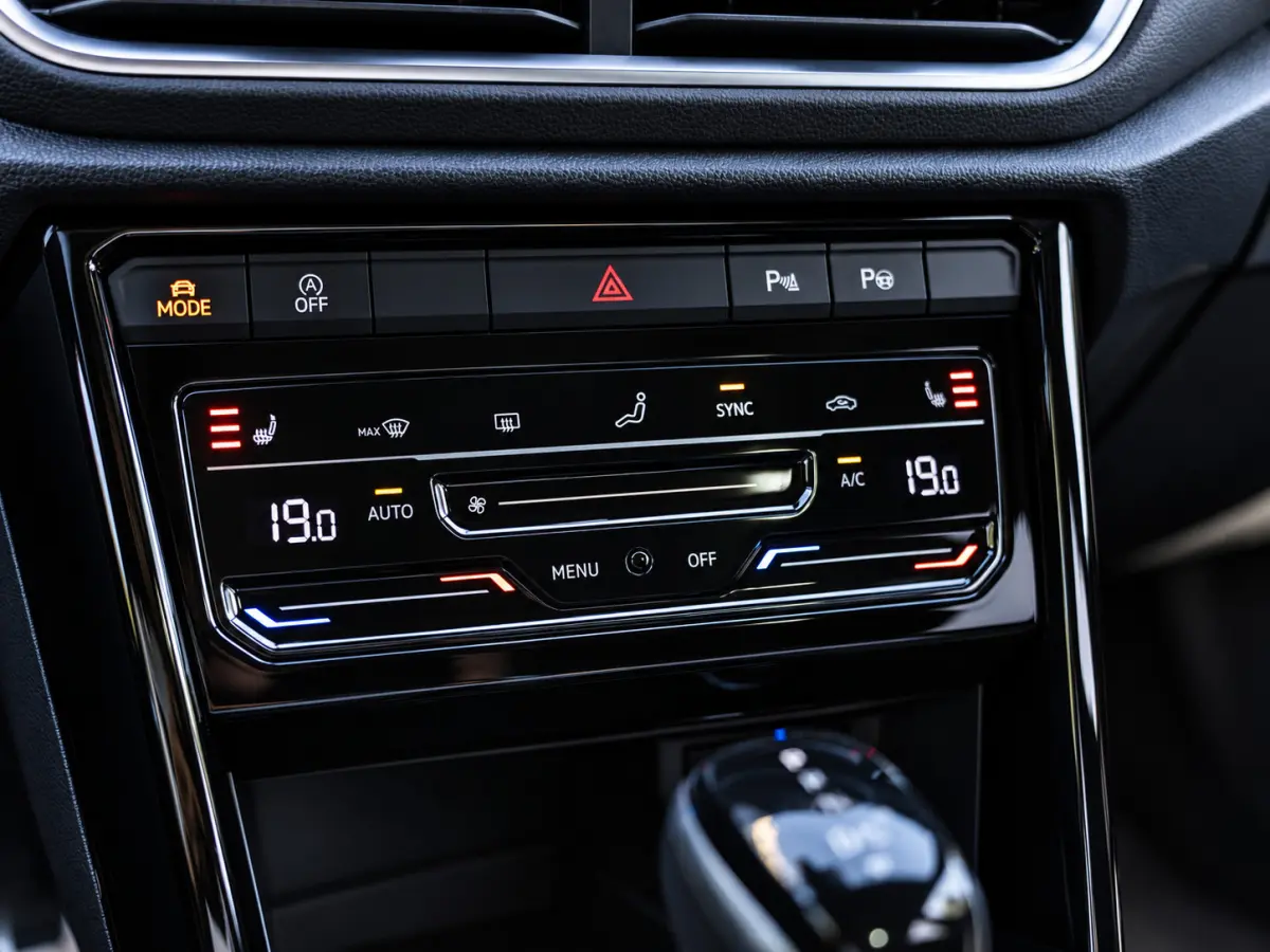 1.5 TSI R-Line|PANO|ACC|18''|STOELVW|APP