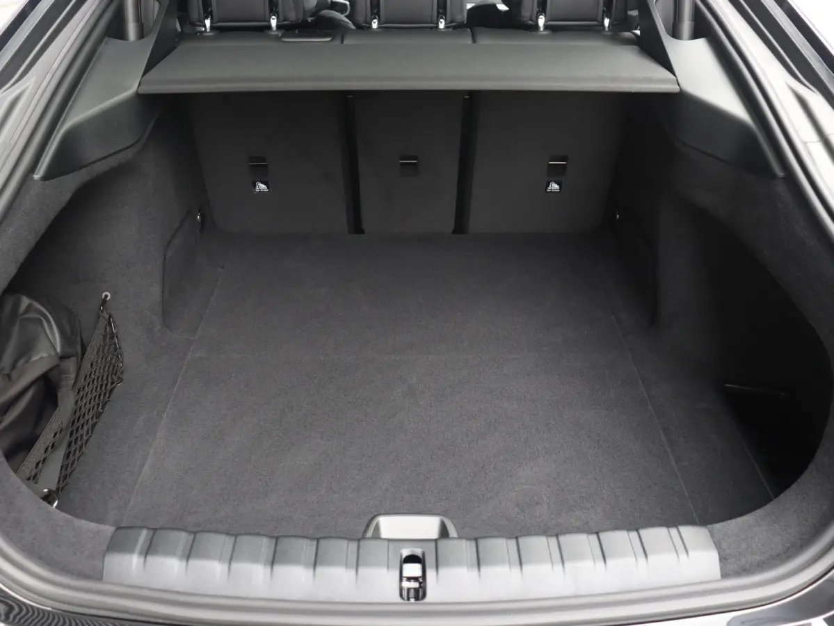 eDrive40 | M Sportpakket Pro | Comfort Access | Getint Glas | Hi-Fi | Adaptive Cruise Control | Laserlight | Stuurwiel Verwarmd | SoH 100% | 19'' LMV