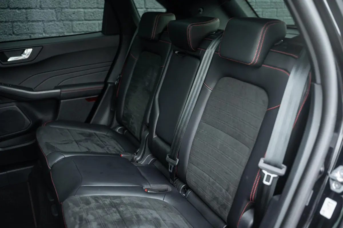 2.5 PHEV ST-Line X PANO TREKHAAK ADAPTIVE CRUISE HEAD UP CAMERA STUURVERWARMING B&O
