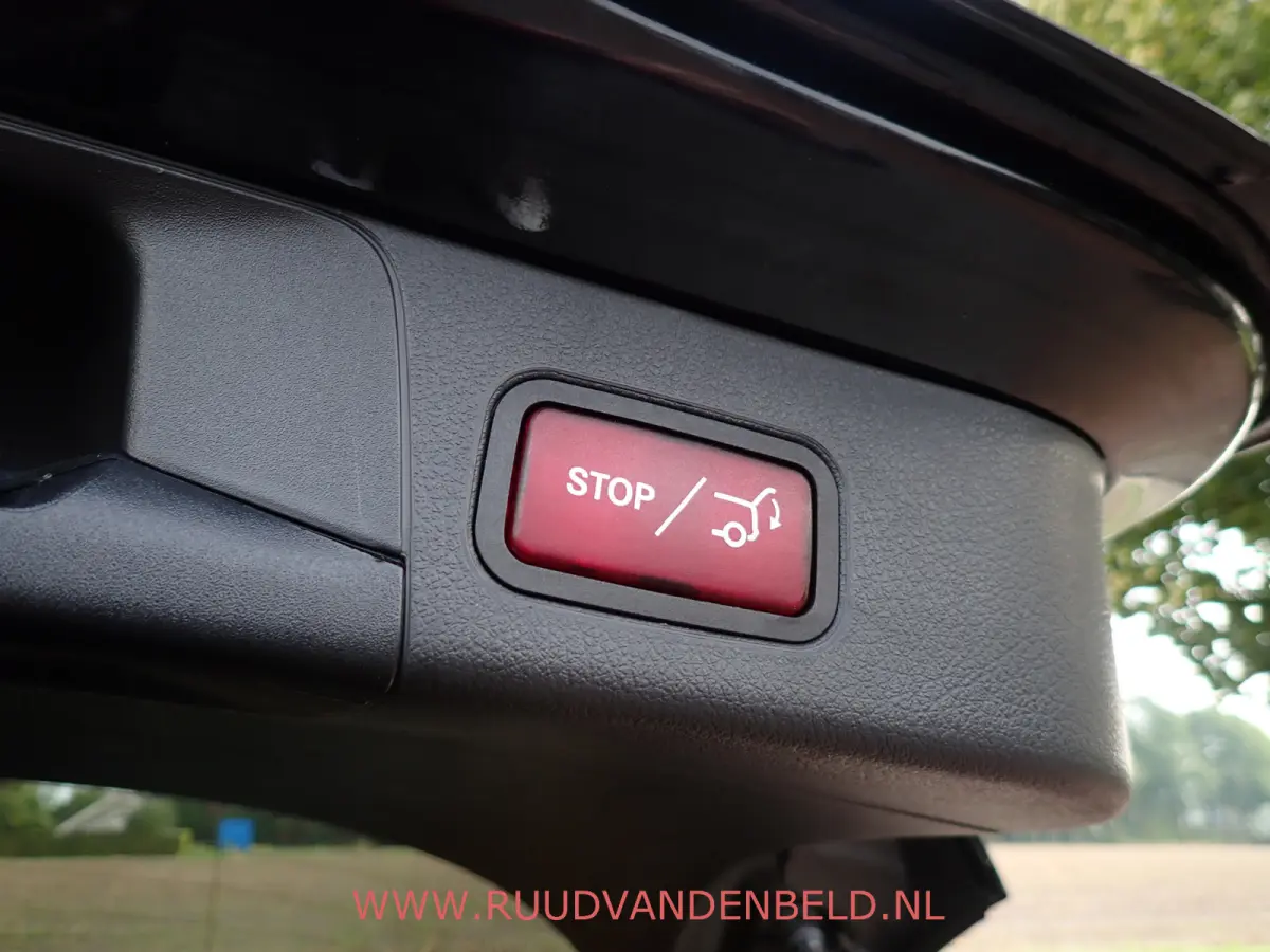 180 AMG-LINE / CAMERA / CARPLAY / TREKHAAK / SCHUIF-KANTEL