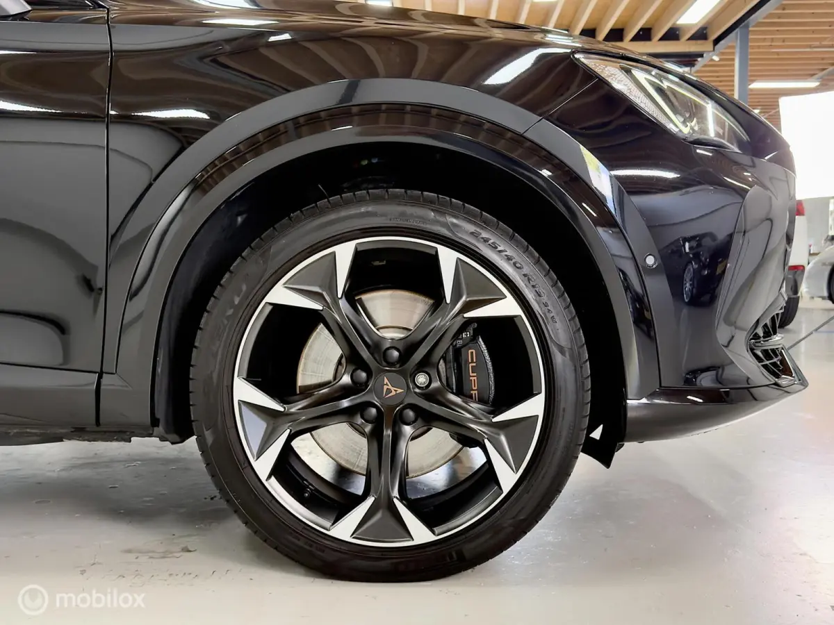 1.4 e-Hybrid VZ Copper Edition | Pano | 360 | Trekhaak | Dodehoek | Leer | Stuur- & Stoelverwarming | Sfeer | 19" | ACC | Memory | Travel Assist | SOH 95% | 245PK