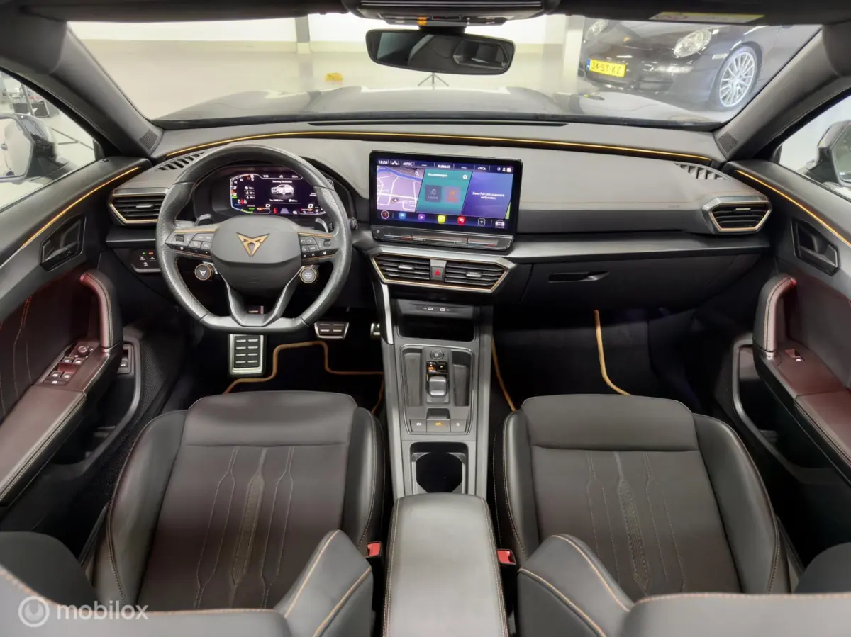 1.4 e-Hybrid VZ Copper Edition | Pano | 360 | Trekhaak | Dodehoek | Leer | Stuur- & Stoelverwarming | Sfeer | 19" | ACC | Memory | Travel Assist | SOH 95% | 245PK