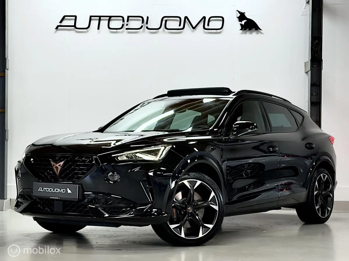 1.4 e-Hybrid VZ Copper Edition | Pano | 360 | Trekhaak | Dodehoek | Leer | Stuur- & Stoelverwarming | Sfeer | 19" | ACC | Memory | Travel Assist | SOH 95% | 245PK