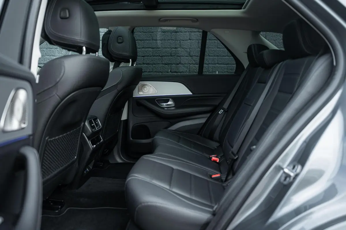 400 e 4MATIC AMG Line PANO 22INCH BURMESTER LUCHTVERING TREKHAAK