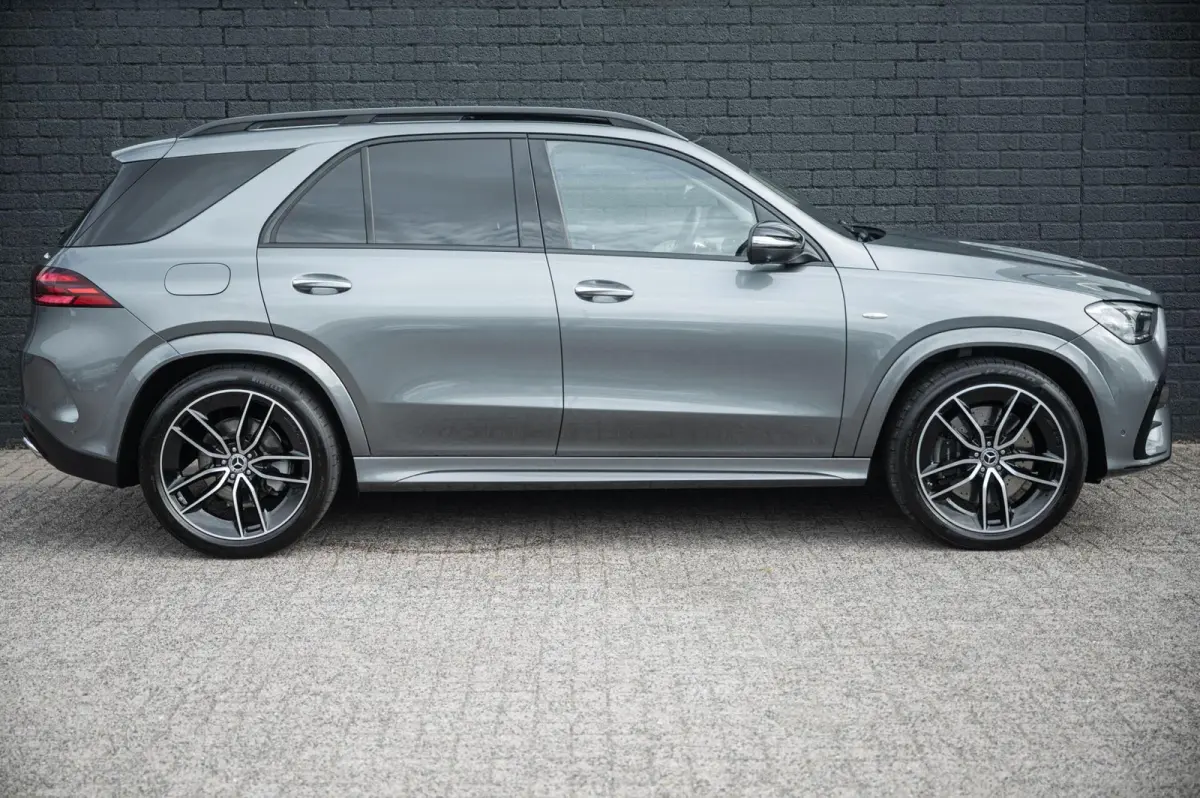 400 e 4MATIC AMG Line PANO 22INCH BURMESTER LUCHTVERING TREKHAAK