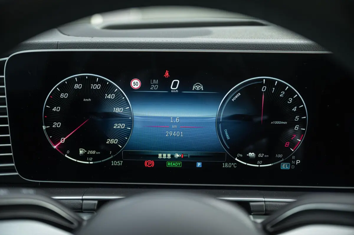 400 e 4MATIC AMG Line PANO 22INCH BURMESTER LUCHTVERING TREKHAAK