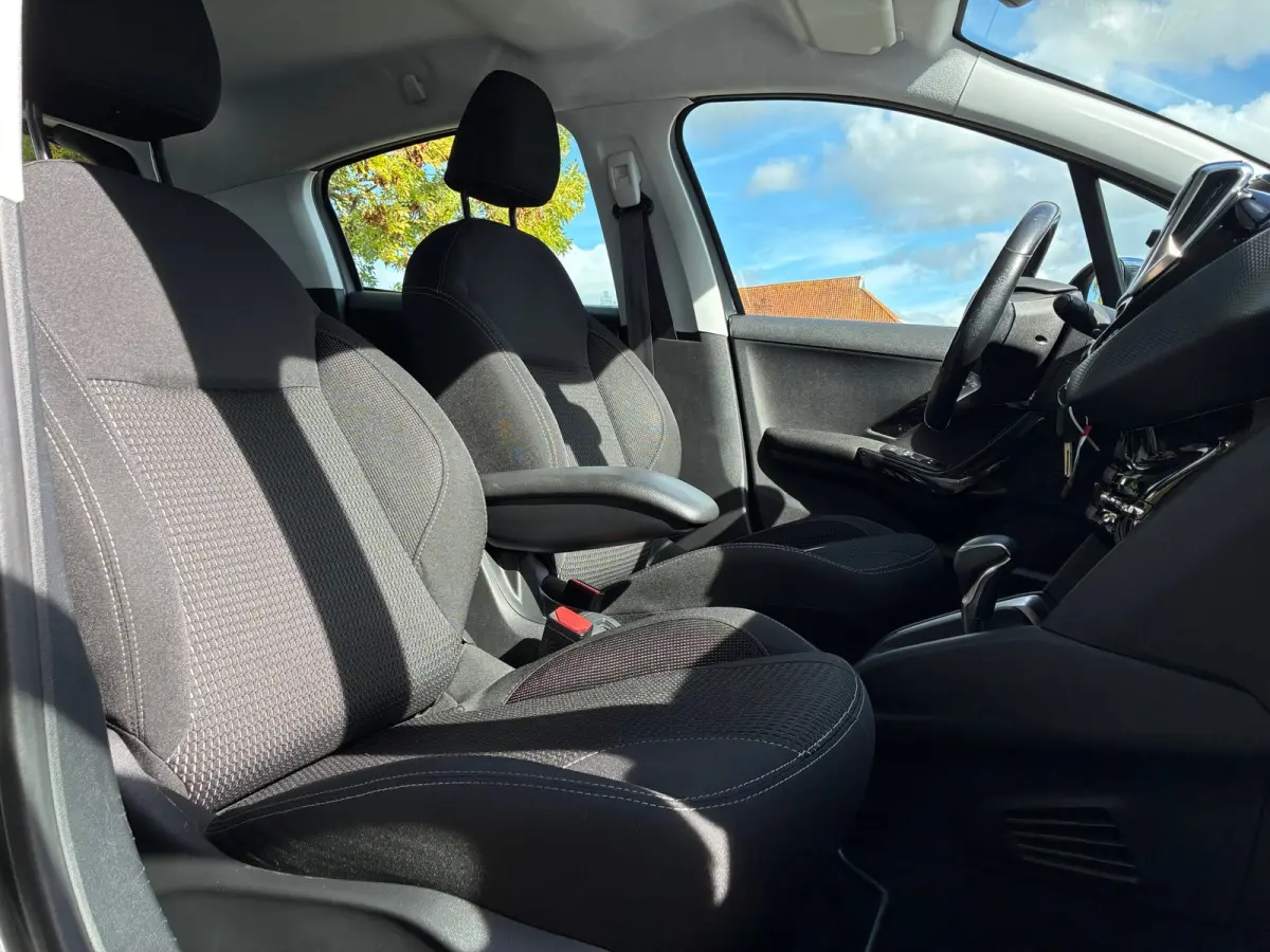 1.2 PureTech Allure | Automaat + Cruise + Camera Nu € 7.975,-!!!