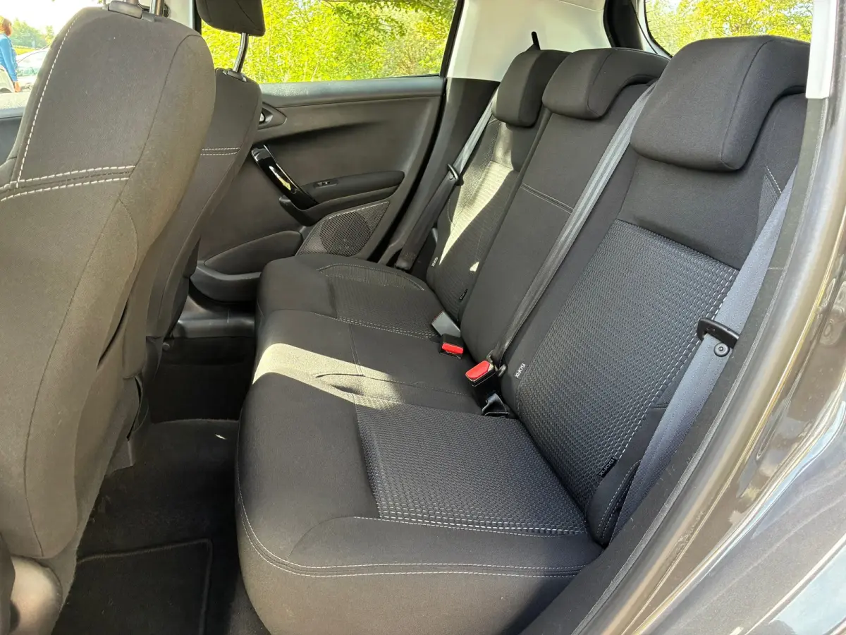 1.2 PureTech Allure | Automaat + Cruise + Camera Nu € 7.975,-!!!