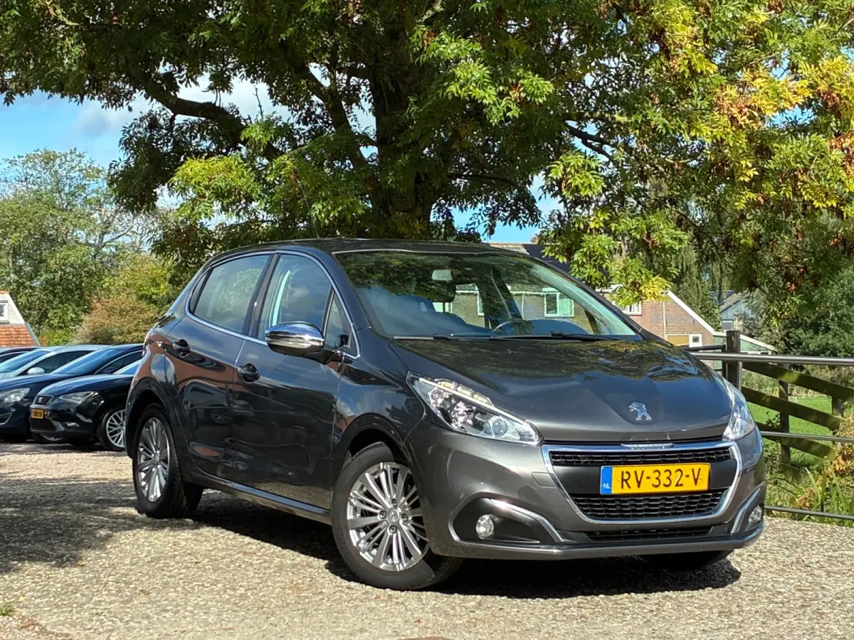 1.2 PureTech Allure | Automaat + Cruise + Camera Nu € 7.975,-!!!