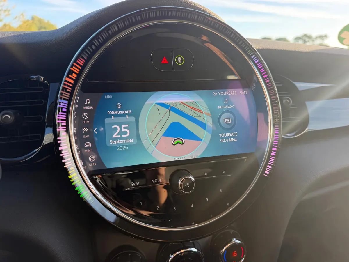 Classic Trim SE 33 kWh - British Racing Green/Black Pearl - Carplay/Sport seats - Nwstaat