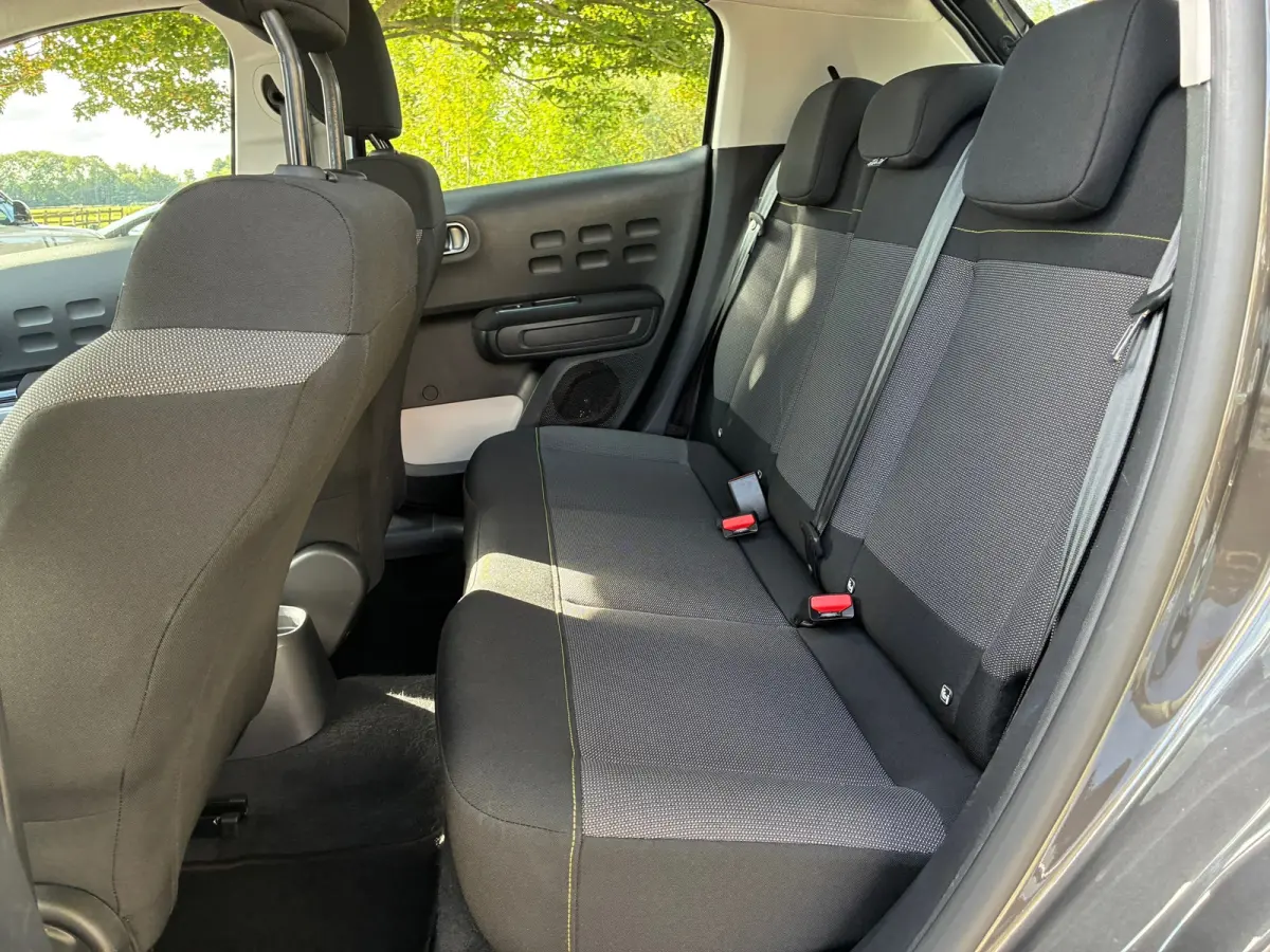 1.2 PureTech S&S Shine | Camera + Cruise + Carplay Nu €6.975,-!!!