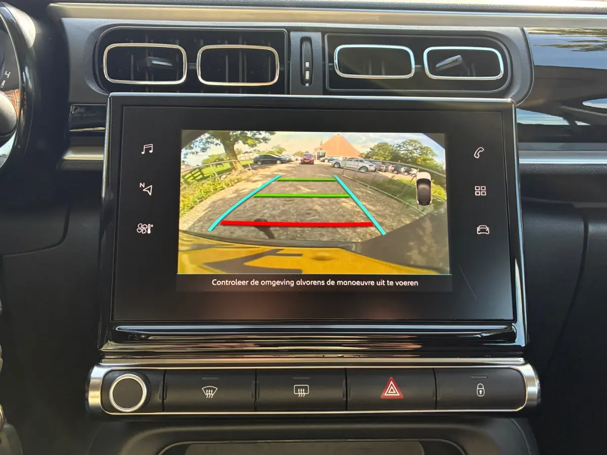 1.2 PureTech S&S Shine | Camera + Cruise + Carplay Nu €6.975,-!!!
