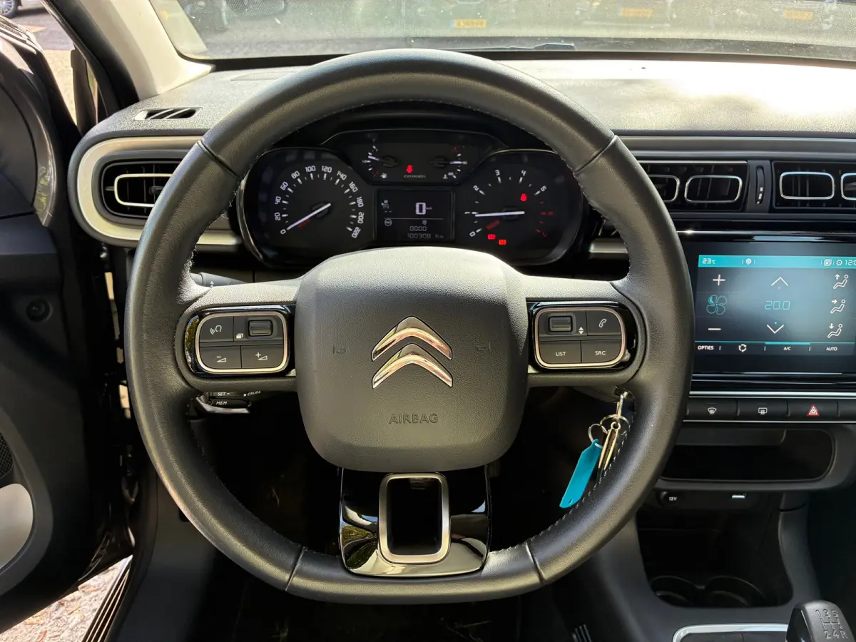 1.2 PureTech S&S Shine | Camera + Cruise + Carplay Nu €6.975,-!!!