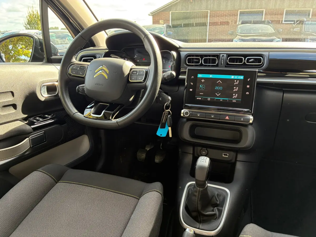 1.2 PureTech S&S Shine | Camera + Cruise + Carplay Nu €6.975,-!!!