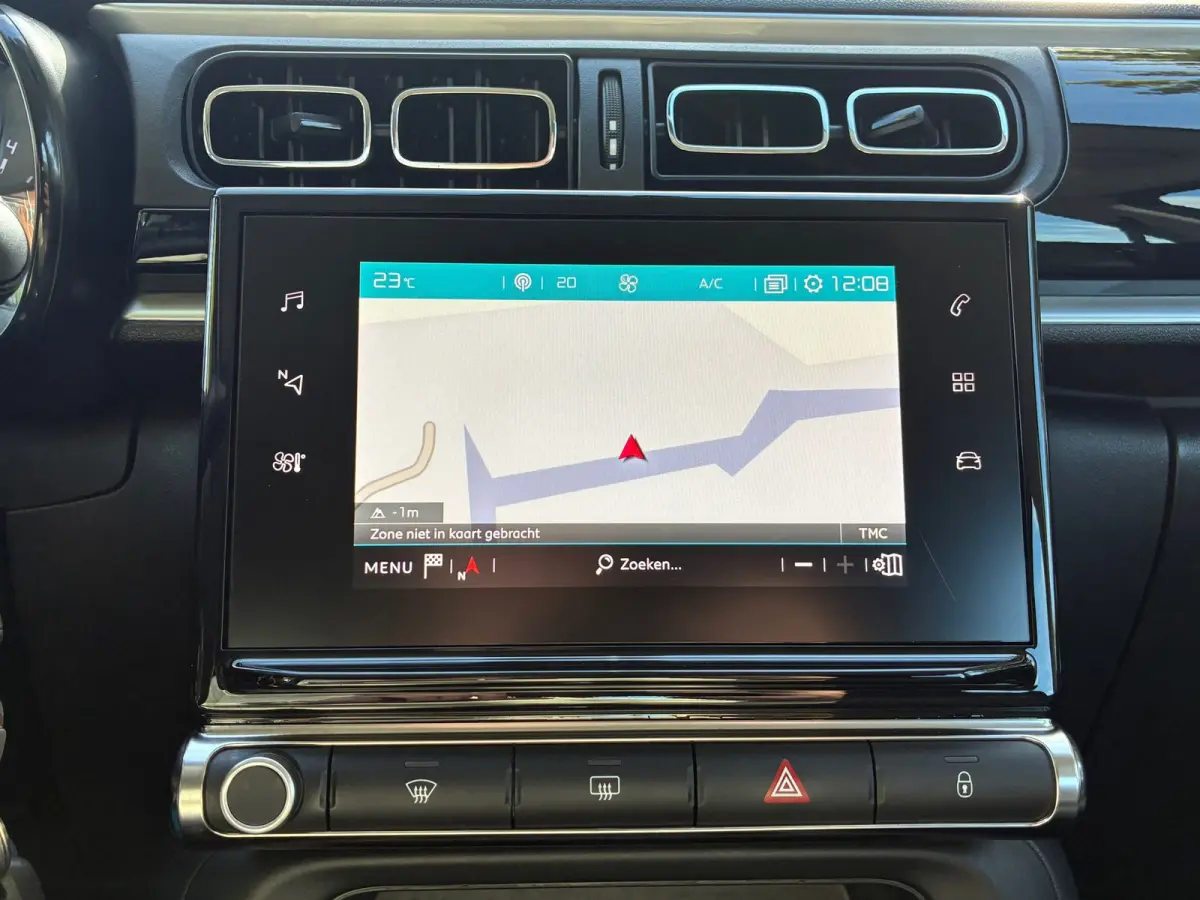 1.2 PureTech S&S Shine | Camera + Cruise + Carplay Nu €6.975,-!!!