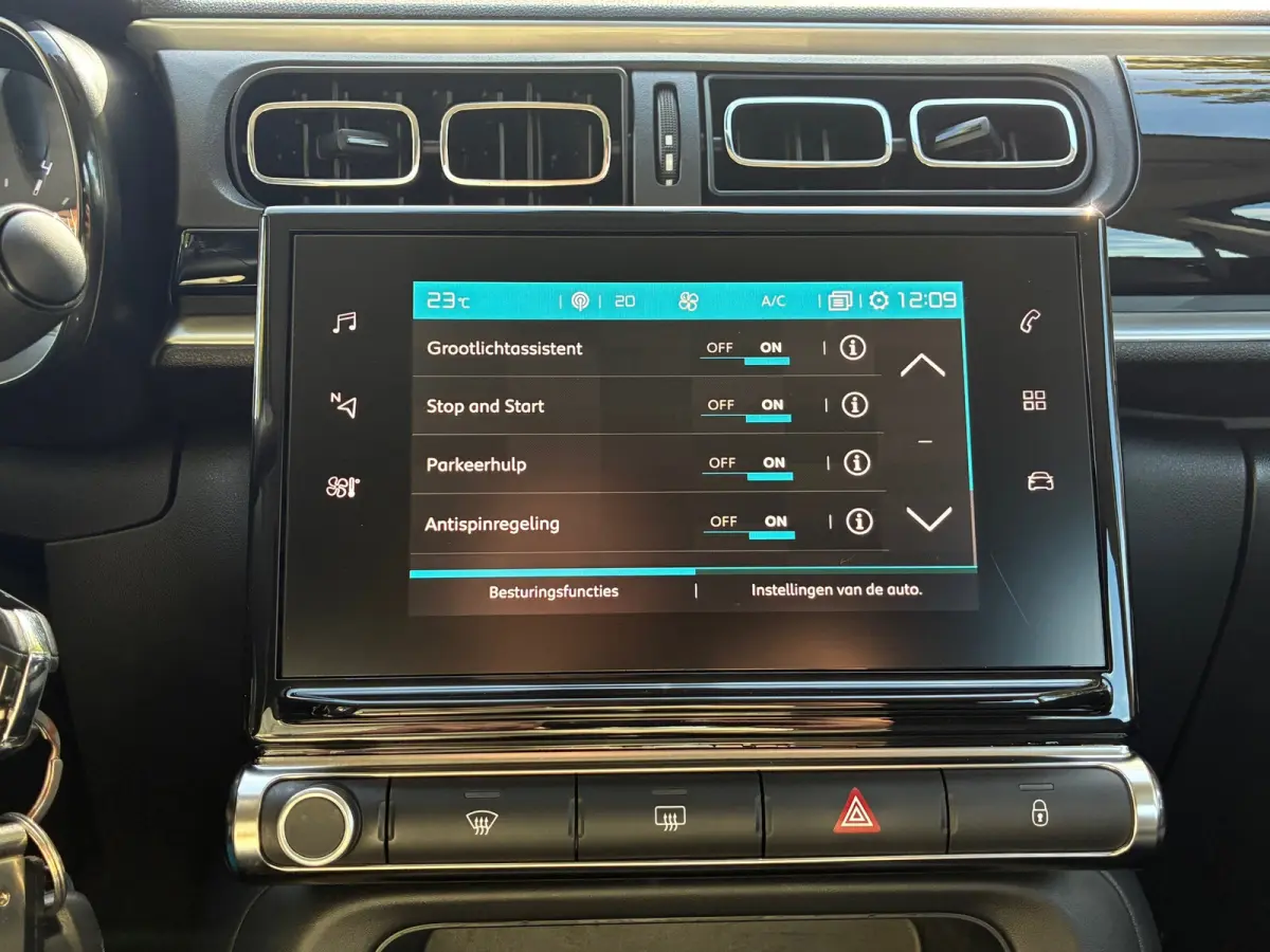 1.2 PureTech S&S Shine | Camera + Cruise + Carplay Nu €6.975,-!!!