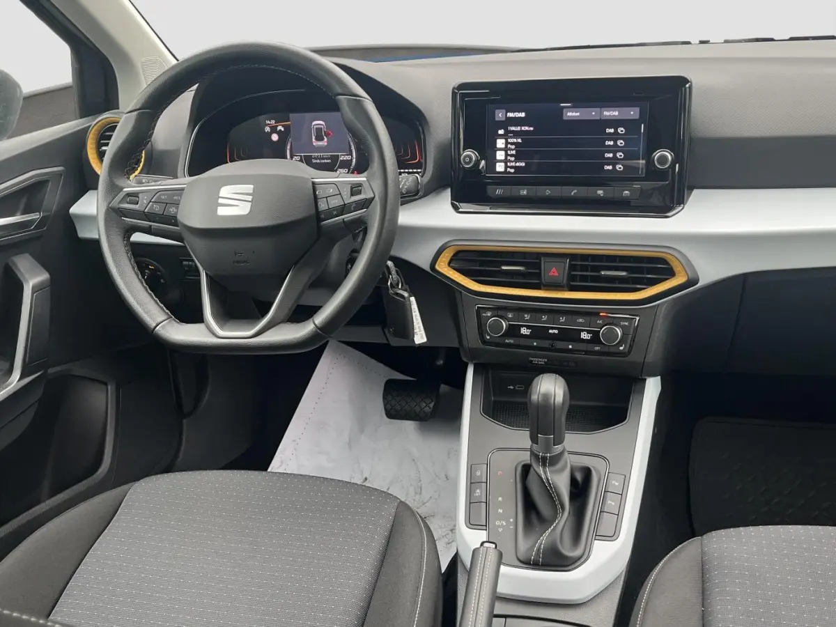 1.0 TSi DSG Style Business Connect | CLIMA | CAMERA | PDC V+A | STOELVERW. |