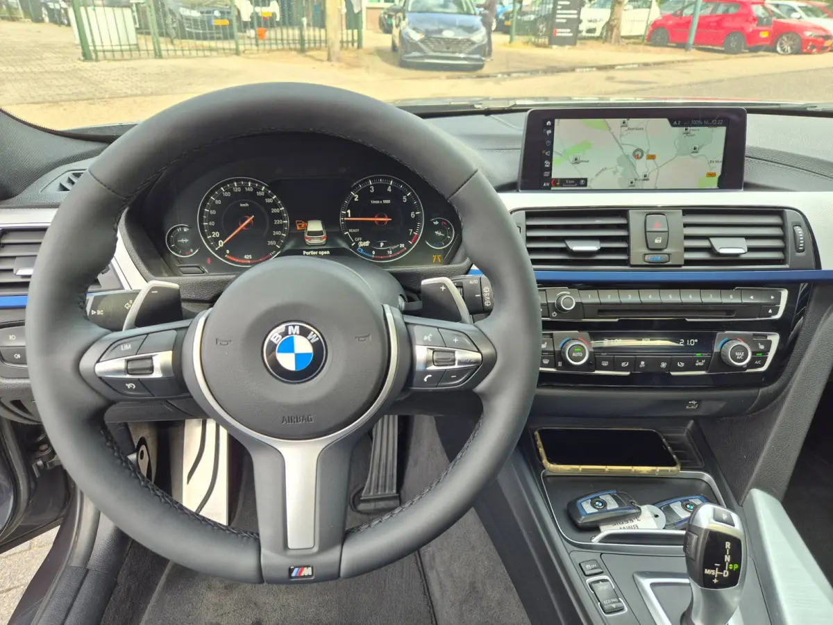 320i Edition M Sport Shadow Executive Volle optielijst Pano M Remmen Trekhaak