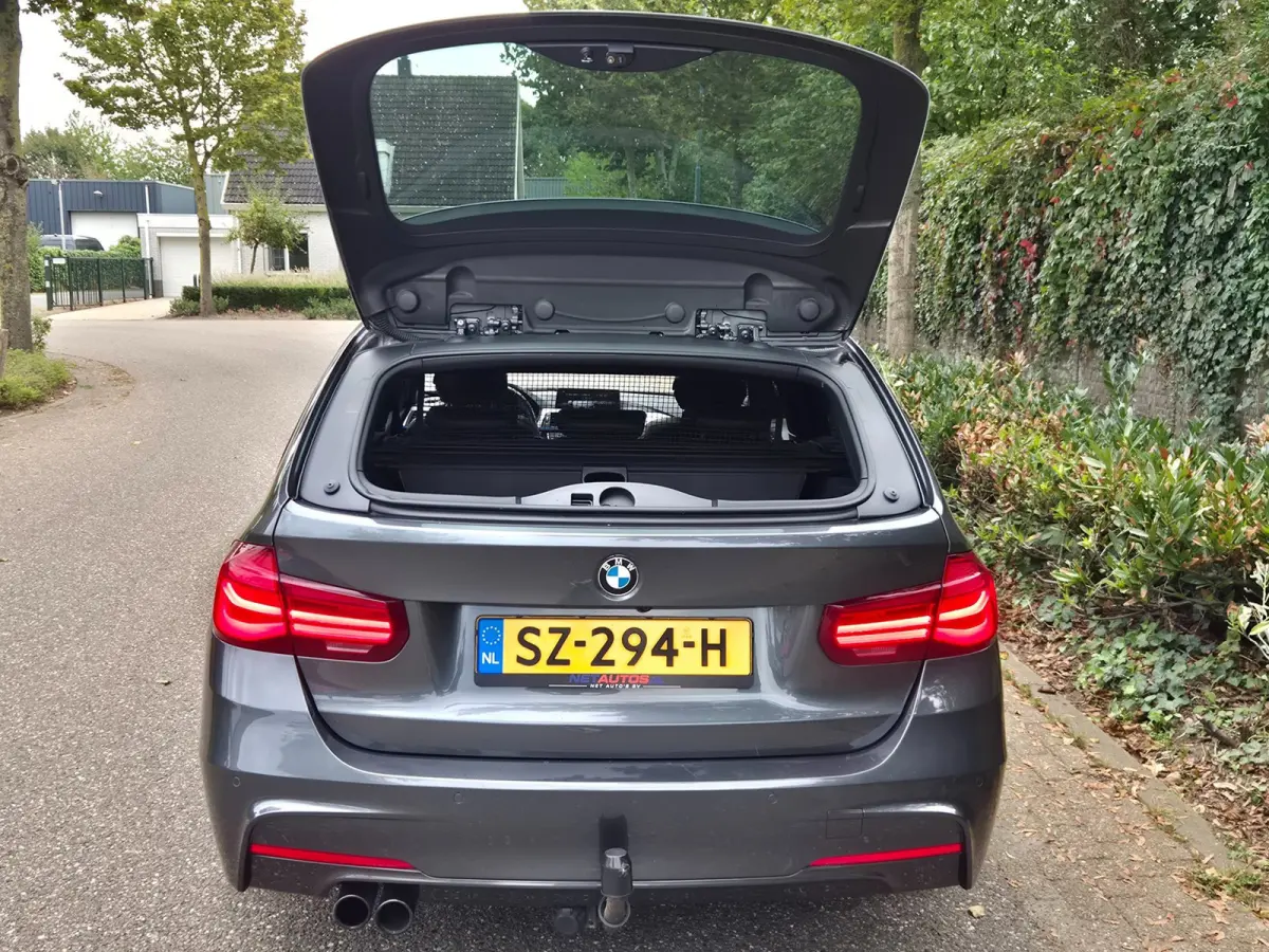 320i Edition M Sport Shadow Executive Volle optielijst Pano M Remmen Trekhaak