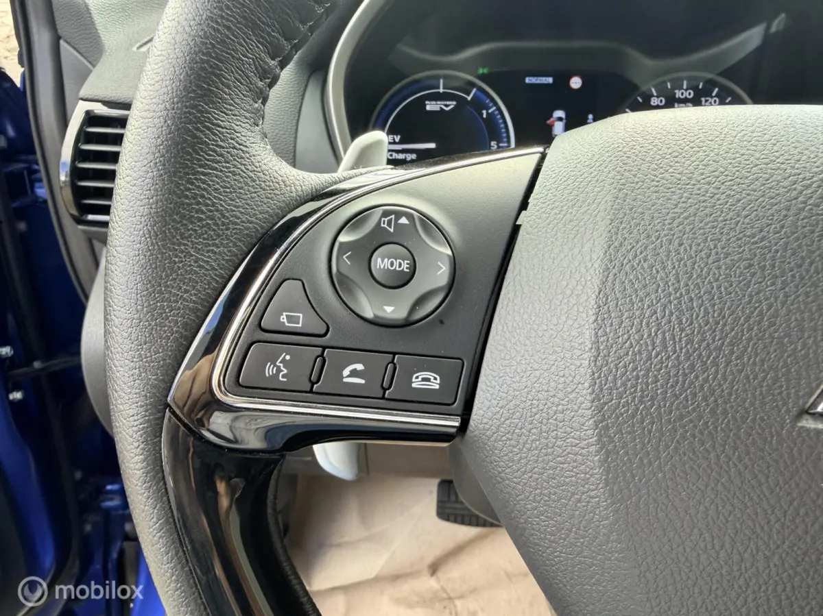 2.4 PHEV Executive