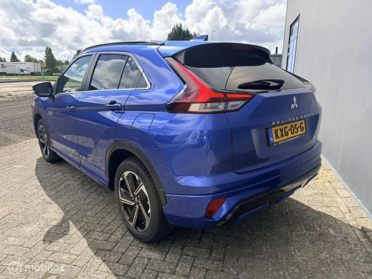 2.4 PHEV Executive