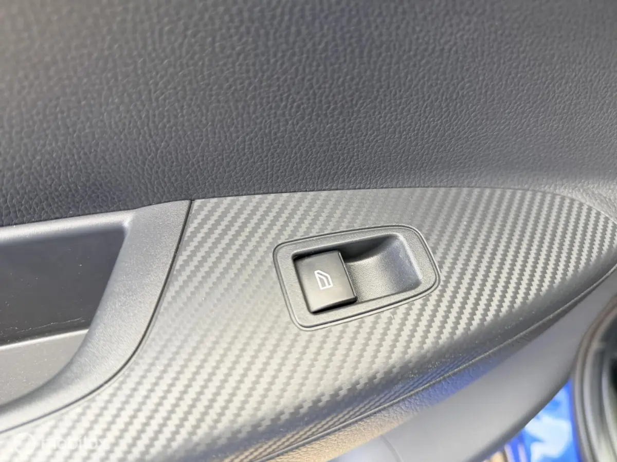 2.4 PHEV Executive