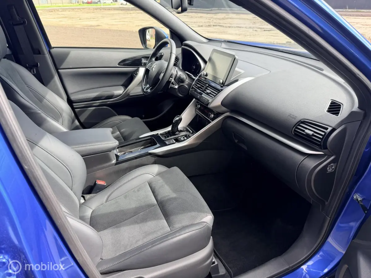 2.4 PHEV Executive