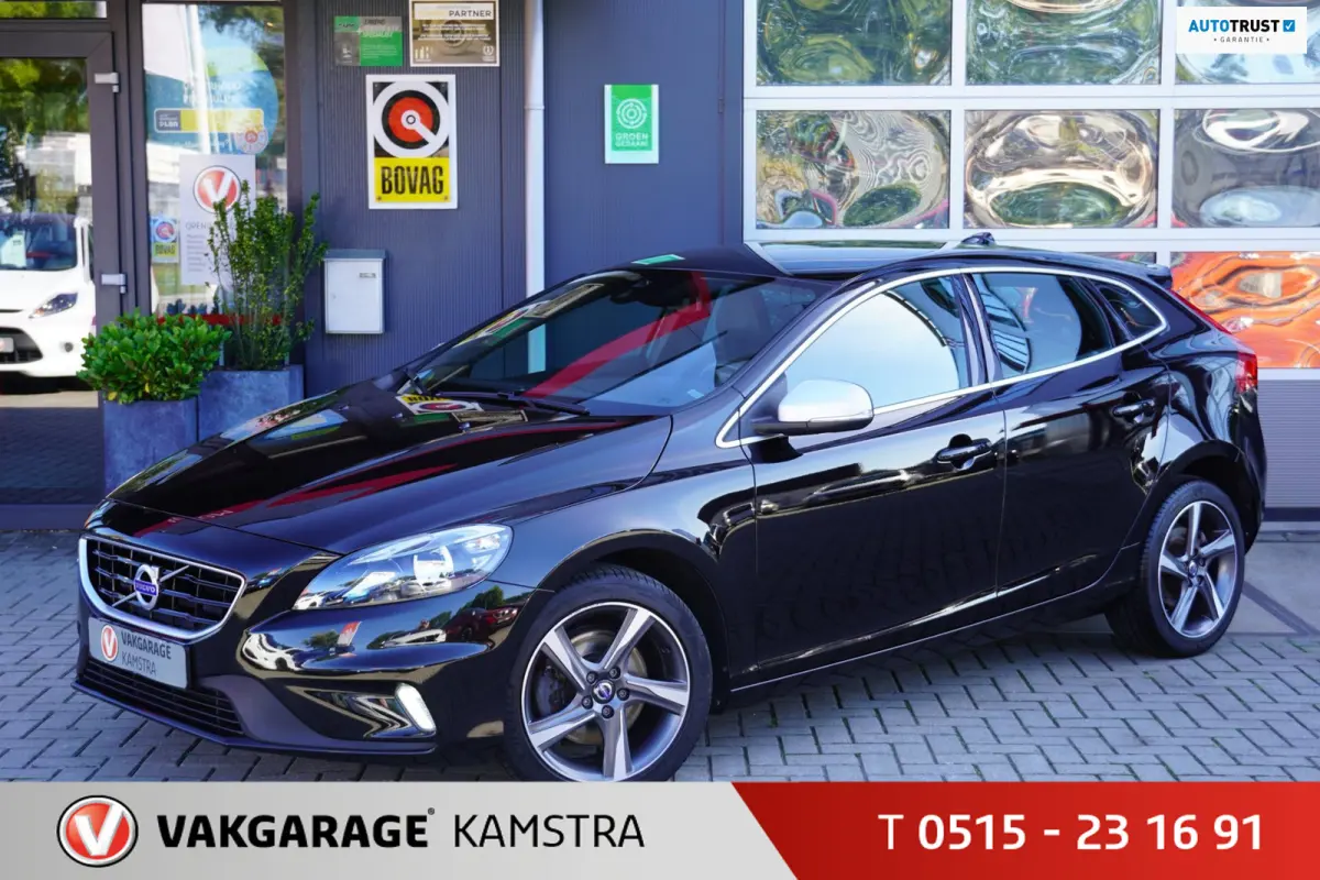 2.0 T3 152PK R-Design Clima/Cruise/PDC/LM