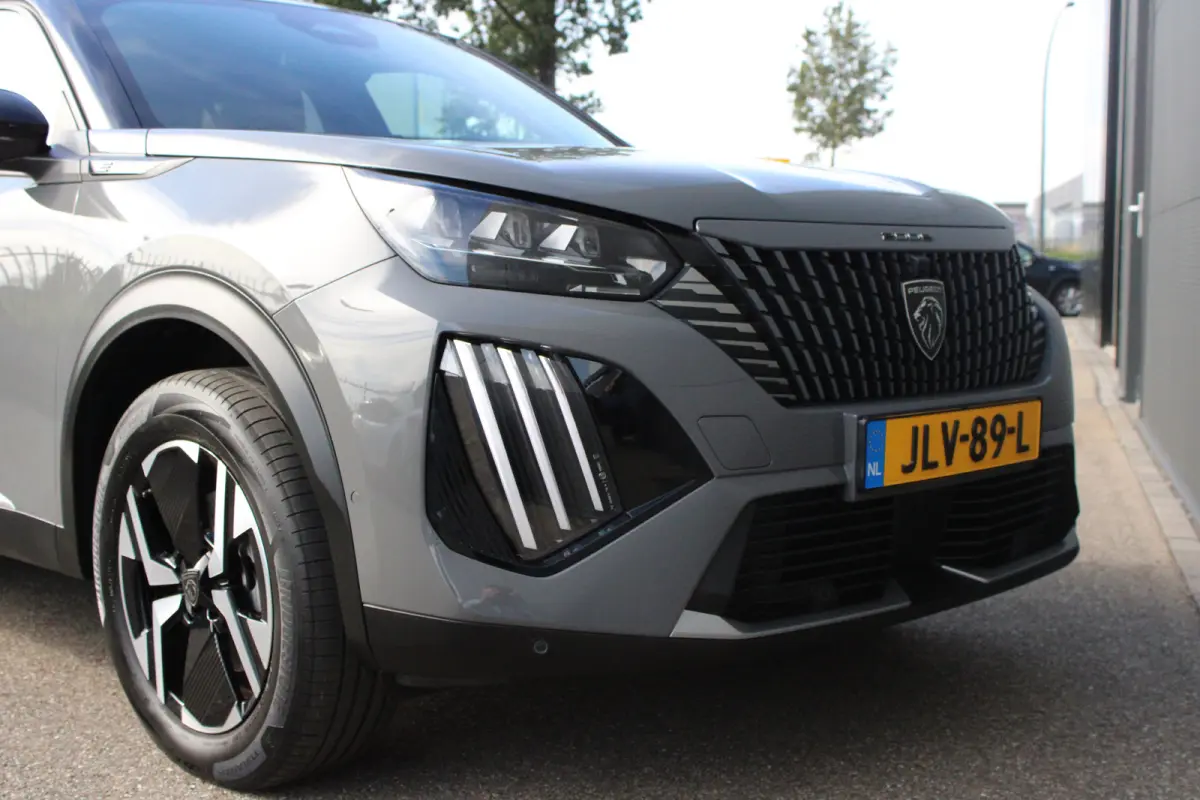 EV GT Avantage 54 kWh | Fase 3 laden | SOH 98% | Massage | Luxe stoelen | Warmtepomp | Navigatie | NL auto | 17.500km |