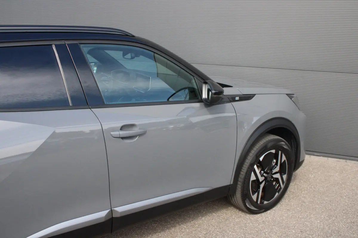 EV GT Avantage 54 kWh | Fase 3 laden | SOH 98% | Massage | Luxe stoelen | Warmtepomp | Navigatie | NL auto | 17.500km |