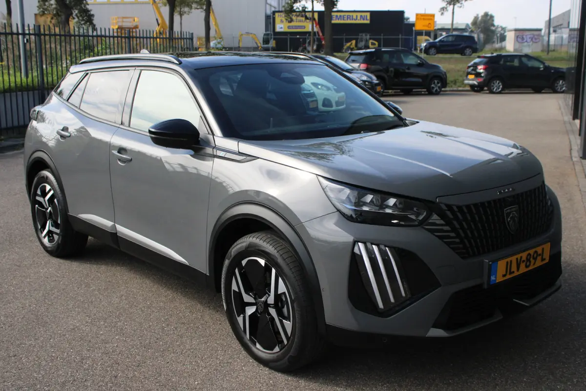 EV GT Avantage 54 kWh | Fase 3 laden | SOH 98% | Massage | Luxe stoelen | Warmtepomp | Navigatie | NL auto | 17.500km |