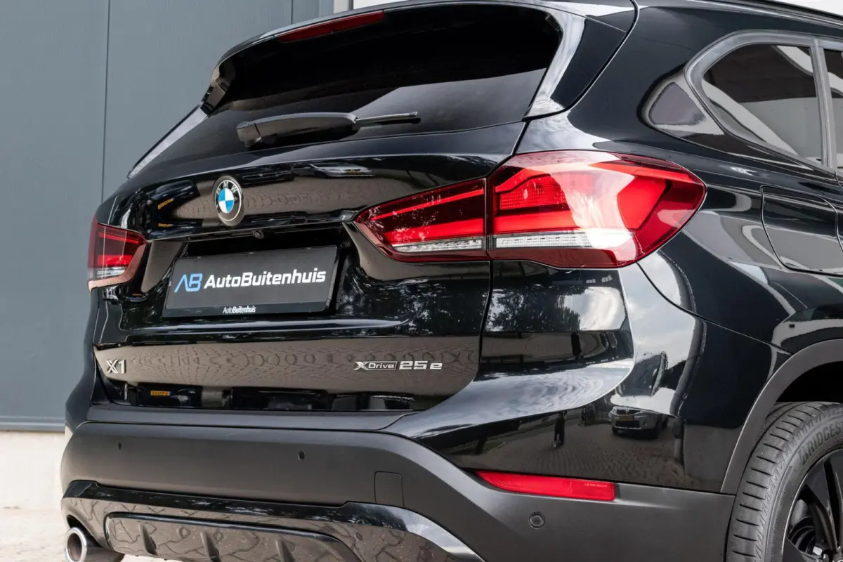 xDrive25e High Executive|1e EIGENAAR|ELEK.KLEP|HEAD-UP|STOELVERWARMING|LEDER