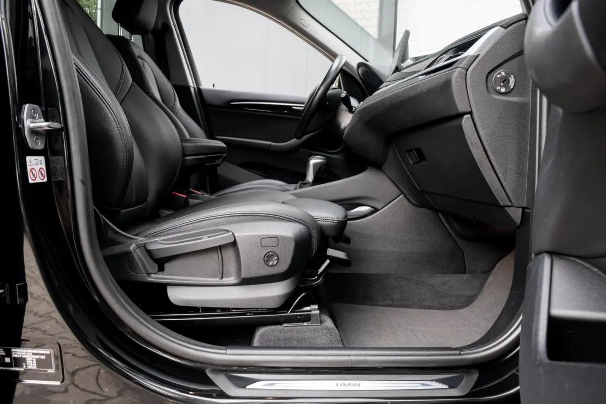 xDrive25e High Executive|1e EIGENAAR|ELEK.KLEP|HEAD-UP|STOELVERWARMING|LEDER