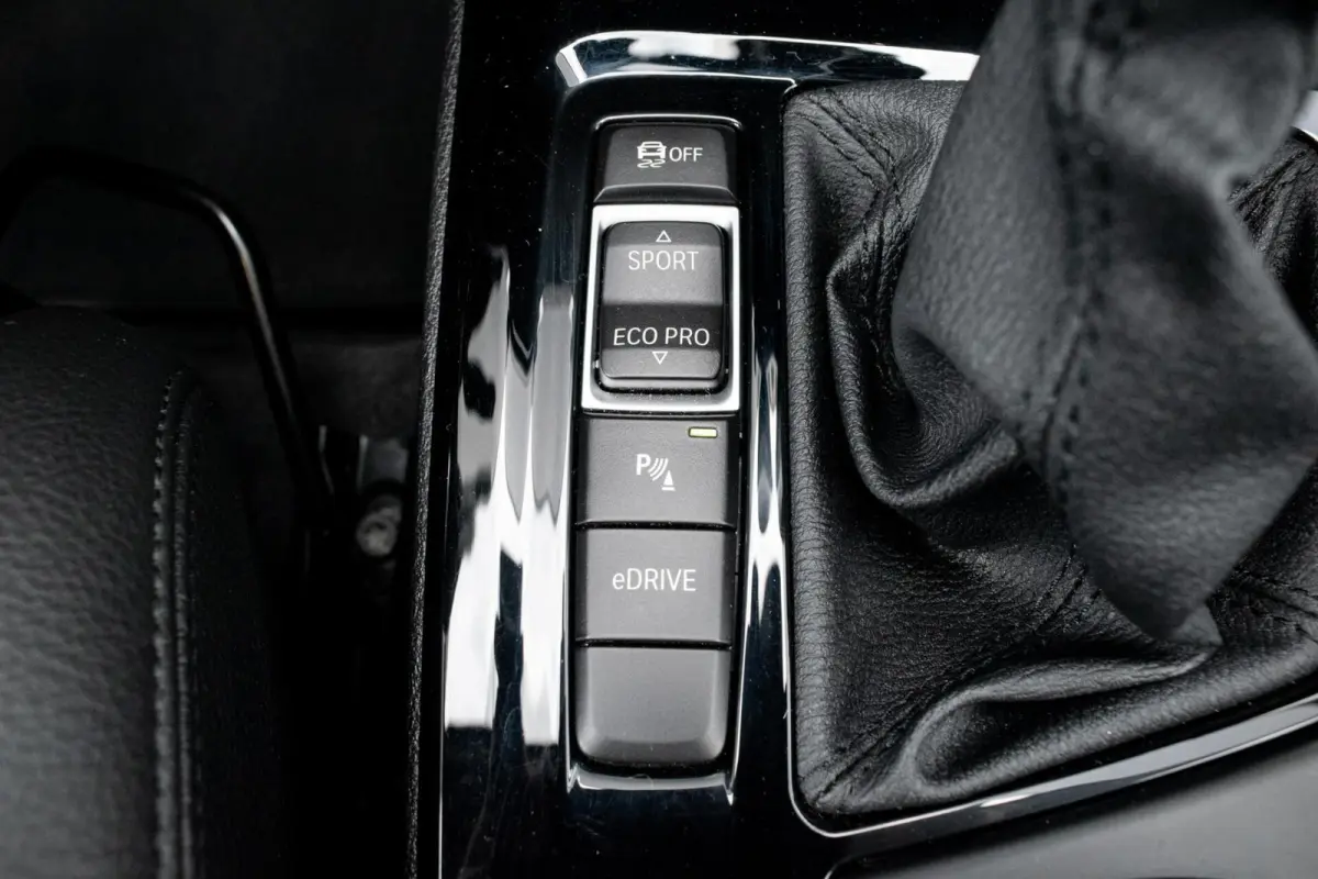 xDrive25e High Executive|1e EIGENAAR|ELEK.KLEP|HEAD-UP|STOELVERWARMING|LEDER