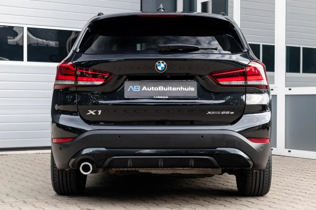 xDrive25e High Executive|1e EIGENAAR|ELEK.KLEP|HEAD-UP|STOELVERWARMING|LEDER