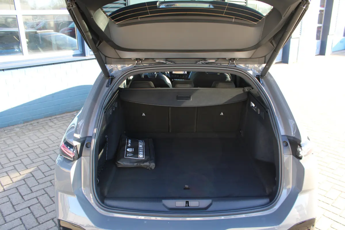 GT 1.2 Hybrid 145 Schuif/Kantel-dak | Focal Hi-Fi Systeem | Drive Assist Pack