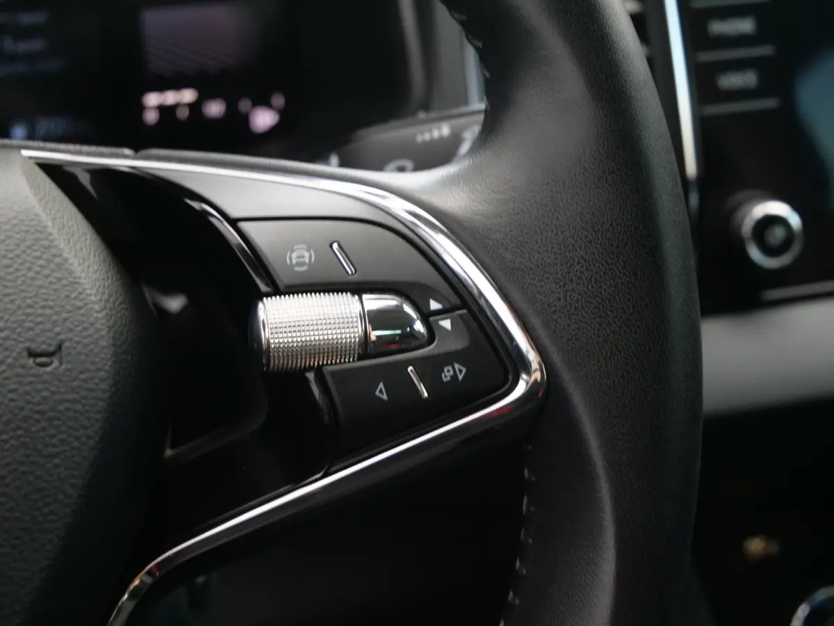 1.5 TSI ACT Business Edition 150 Pk Automaat Apple Carplay / DAB / Camera
