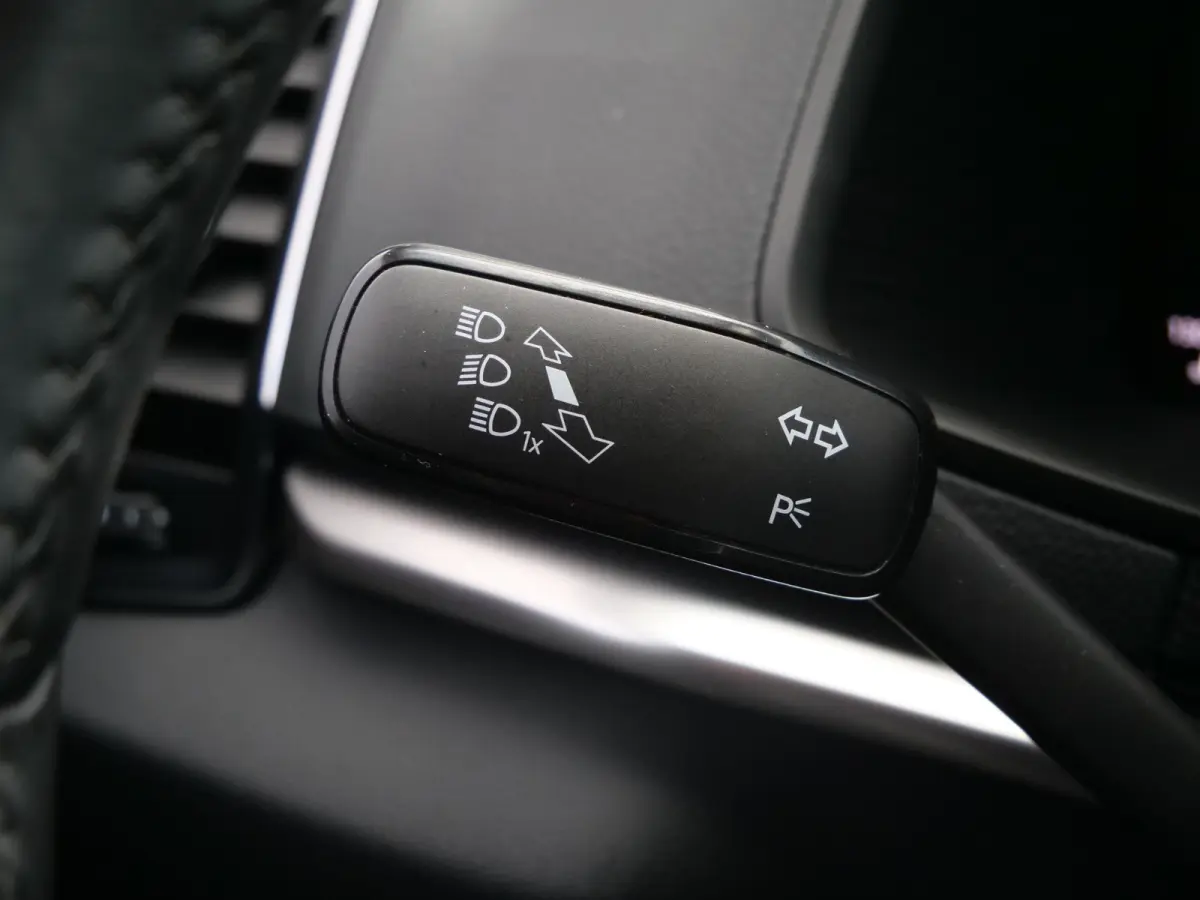 1.5 TSI ACT Business Edition 150 Pk Automaat Apple Carplay / DAB / Camera