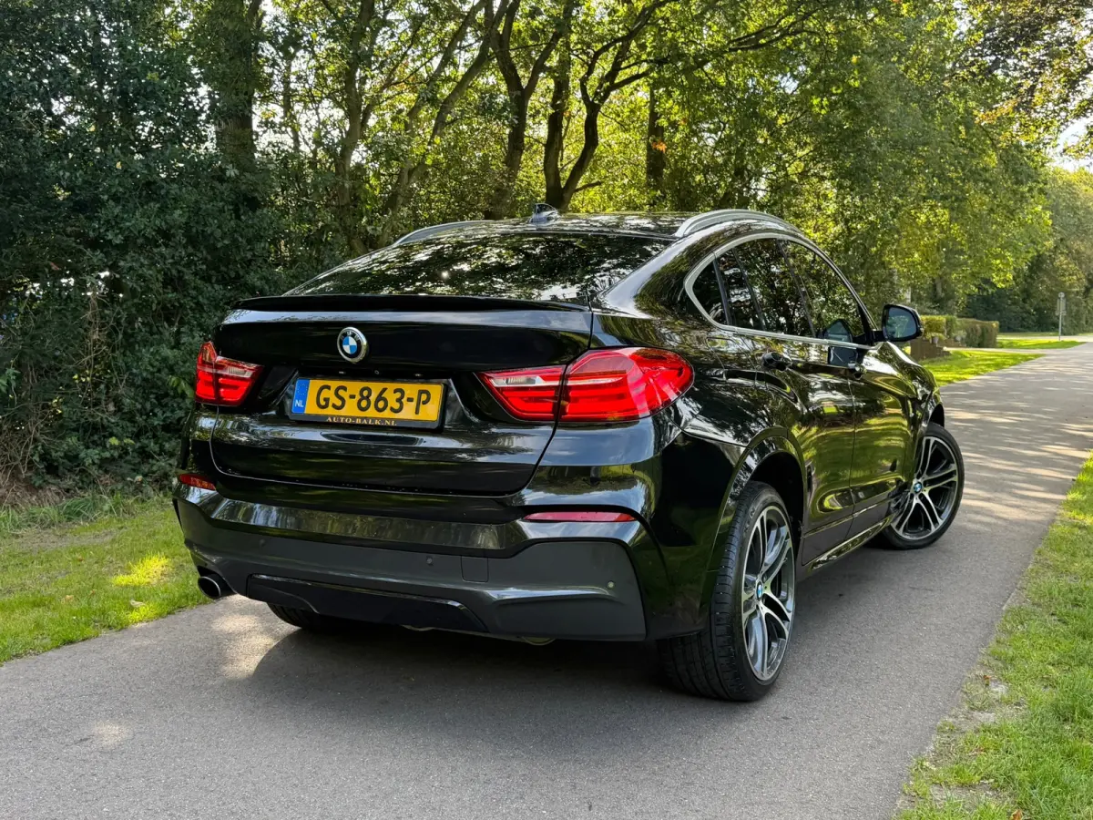 XDrive20i High Executive |M-Pakket + Lederbekleding + Trekhaak |
