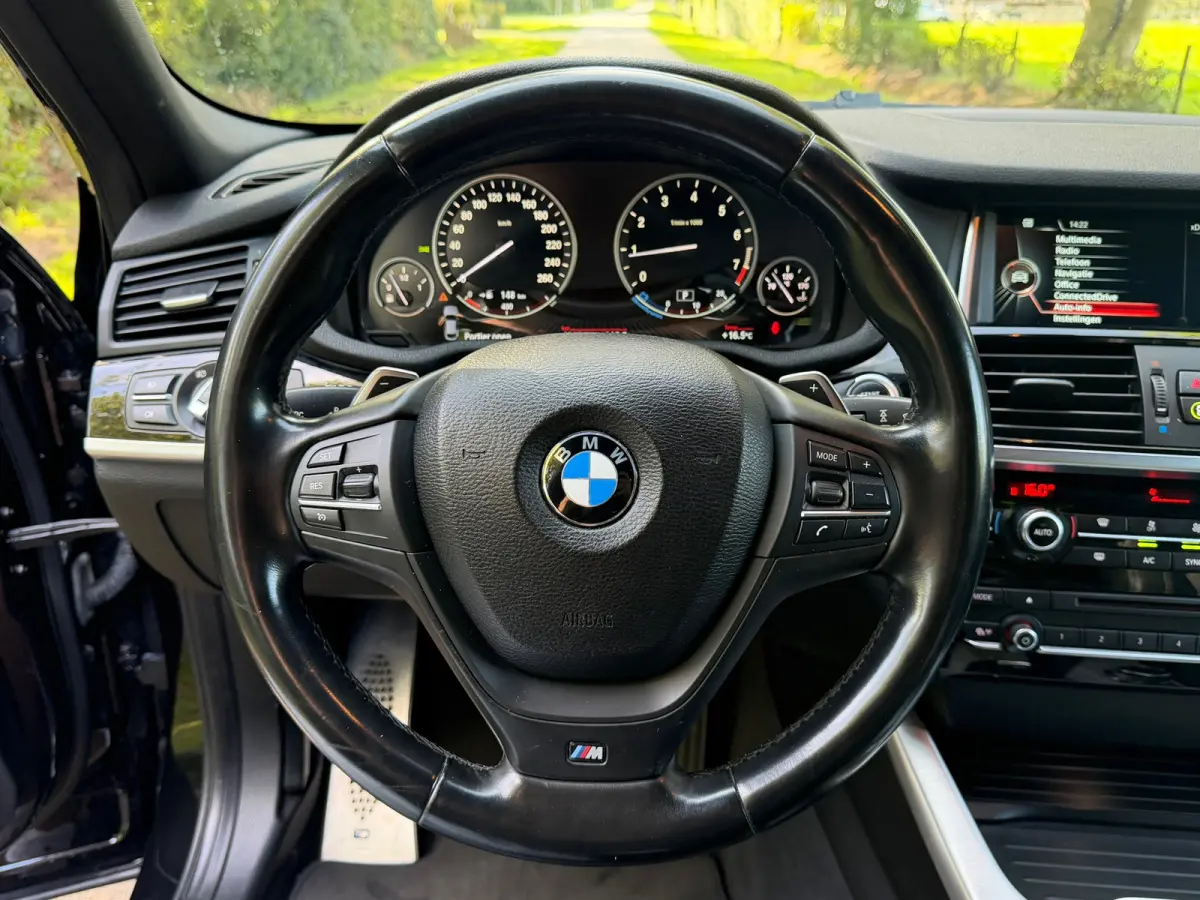 XDrive20i High Executive |M-Pakket + Lederbekleding + Trekhaak |