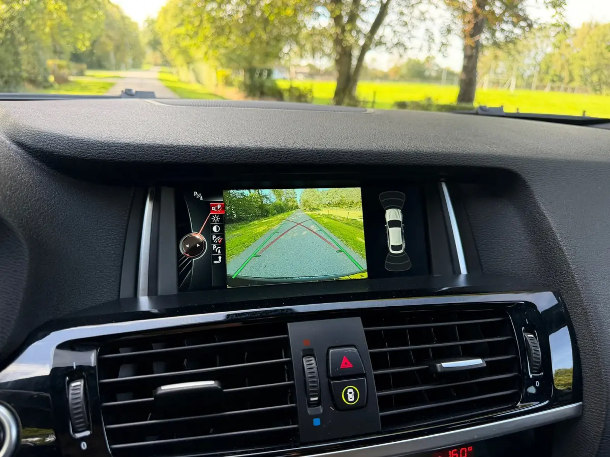 XDrive20i High Executive |M-Pakket + Lederbekleding + Trekhaak |