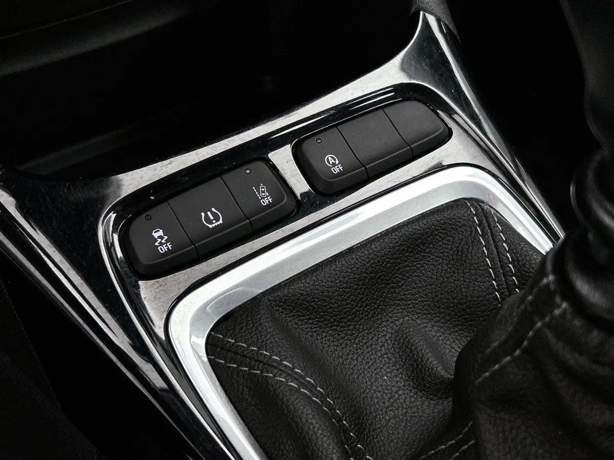 1.2 Turbo Online Edition | 110pk | Airco | Apple Carplay/Android Auto | Hoge Instap! | Cruise control |