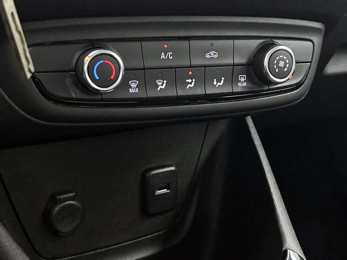 1.2 Turbo Online Edition | 110pk | Airco | Apple Carplay/Android Auto | Hoge Instap! | Cruise control |