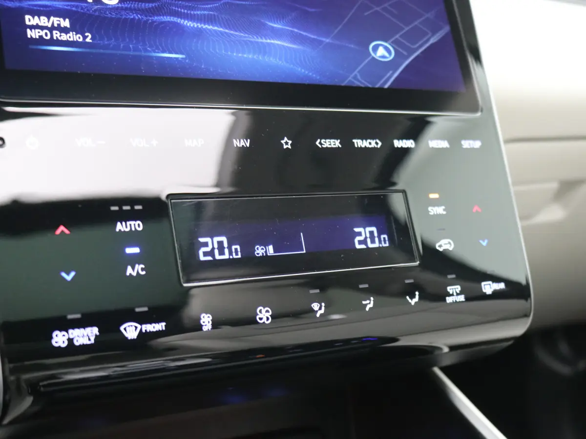 1.6 T-GDI HEV Premium Sky