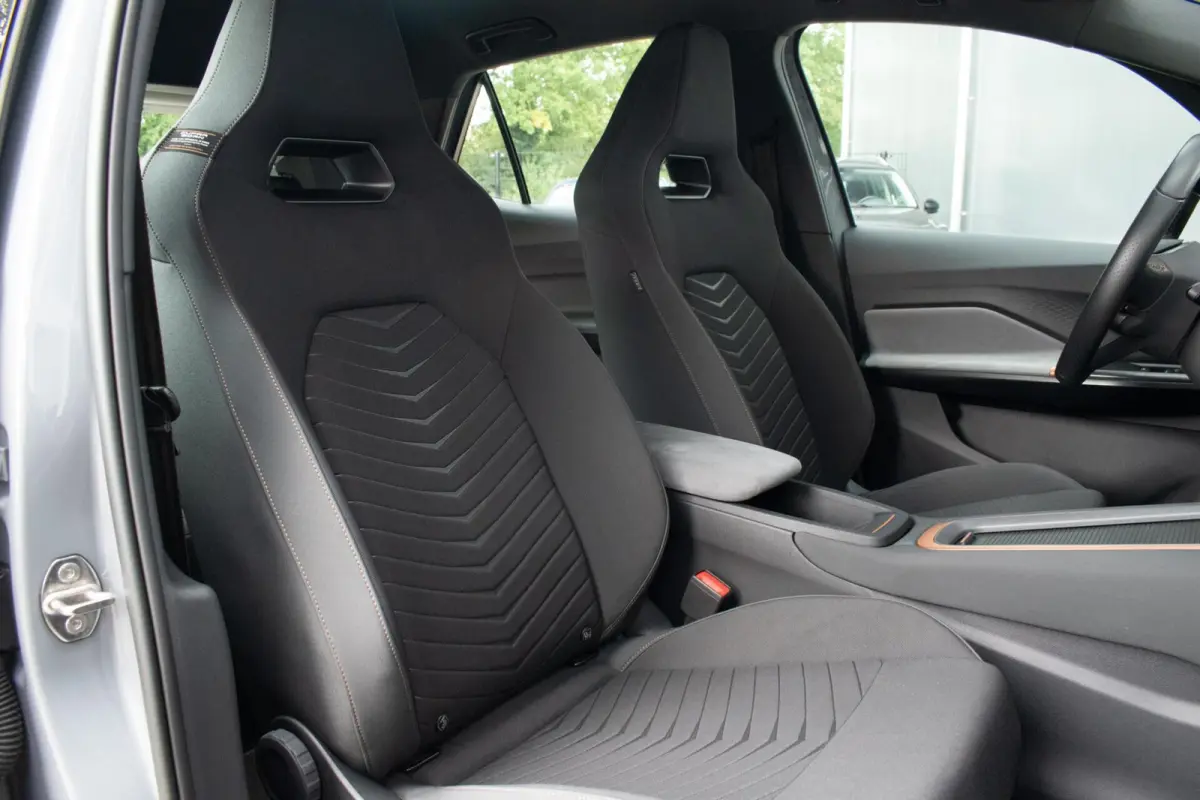 Adrenaline 82 kWh|1E EIGENAAR|97% SOH|CAMERA|ADAPT. CRUISE|STUUR VERWARMD|KEYLESS|CARPLAY