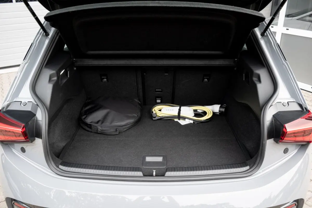 Adrenaline 82 kWh|1E EIGENAAR|97% SOH|CAMERA|ADAPT. CRUISE|STUUR VERWARMD|KEYLESS|CARPLAY